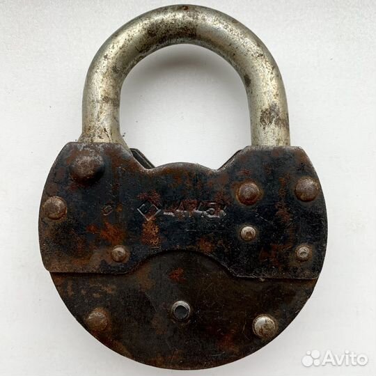 Замок амбарный навесной старинный