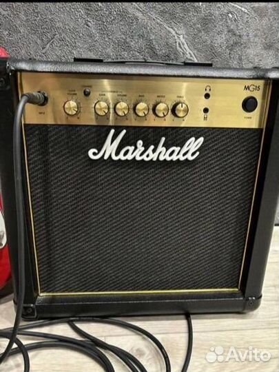 Гитара Fender “squier” stratocaster +Marshall mg15