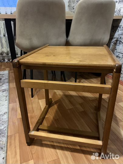 Стульчик для кормления