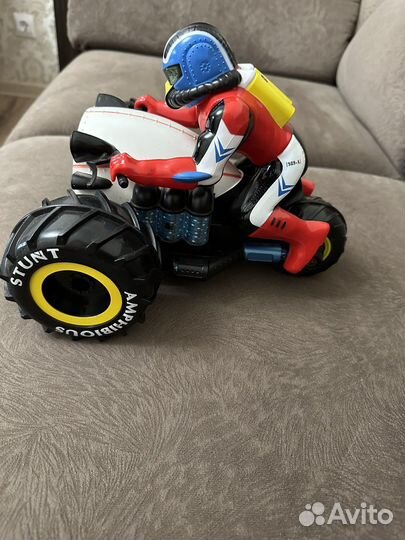 Квадроцикл с человечком