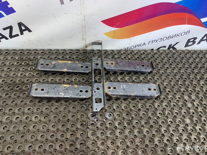 Кронштейн ящика акб Daf XF106