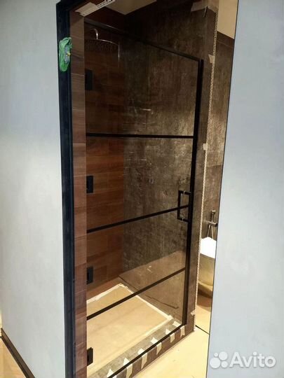 Дверь стеклянная межкомнатная