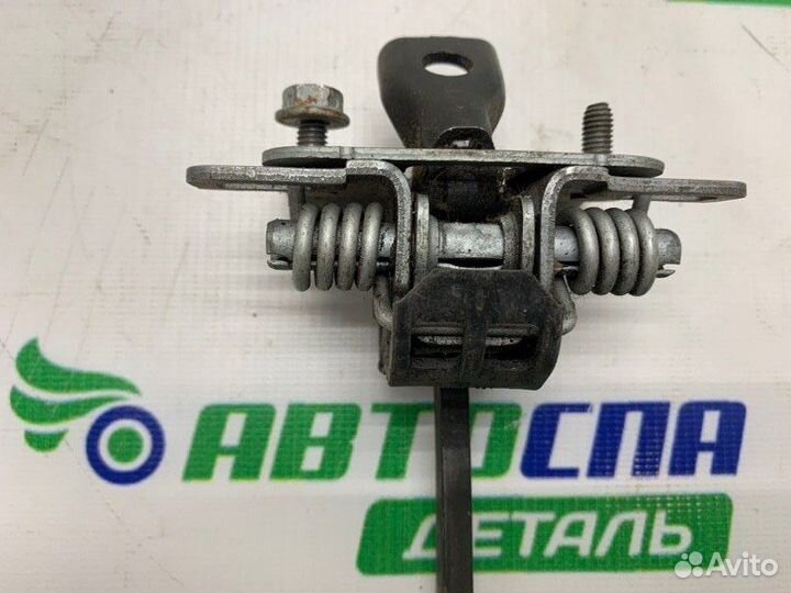 Ограничитель двери задний Peugeot 308 хетчбек