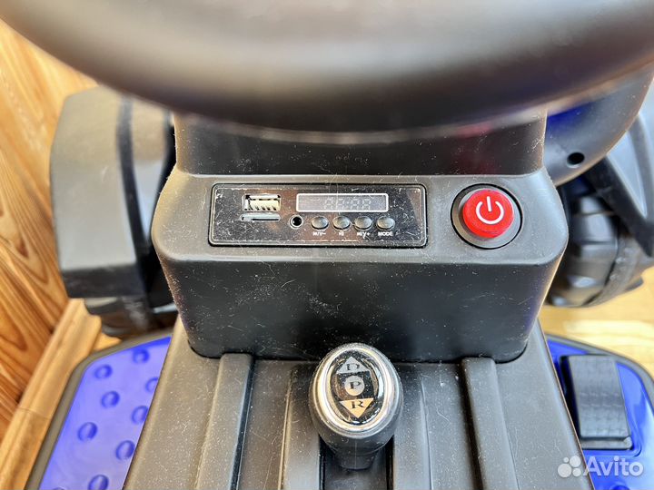 Электромобиль трактор с прицепом