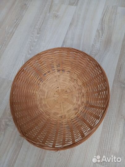 Корзина плетеная