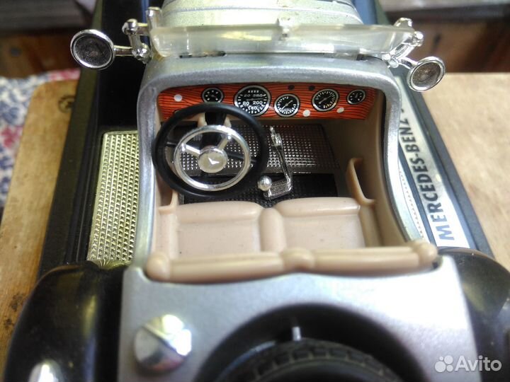 Модель Машины Мерседес Бенс