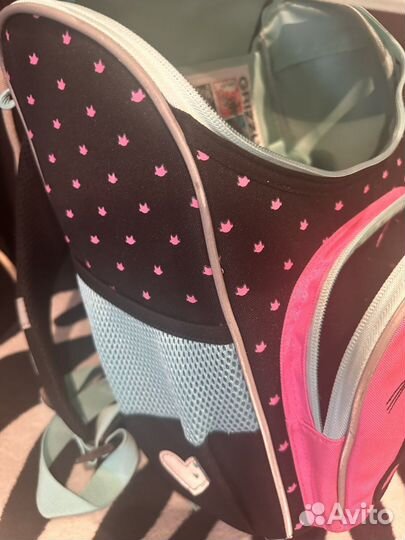 Рюкзак школьный для девочки гризли