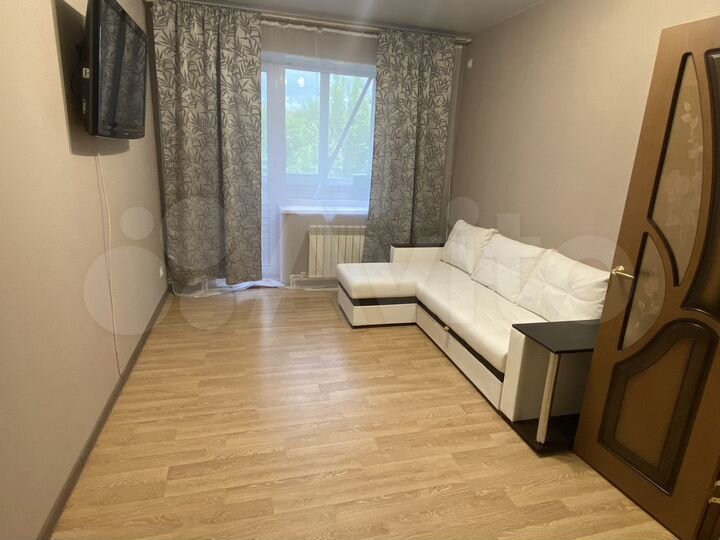 2-к. квартира, 71 м², 2/2 эт.
