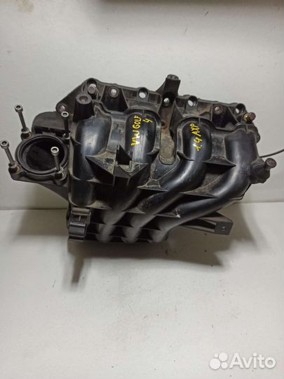 Впускной коллектор VW golf 1.4 AXP