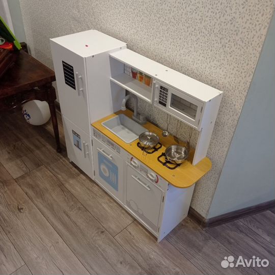 Детская деревянная кухня новая