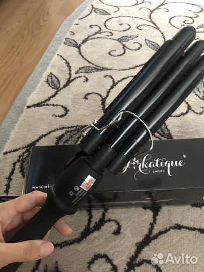 Плойка для волос тройная для завивки волос