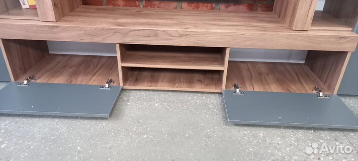 Стенка в гостиную