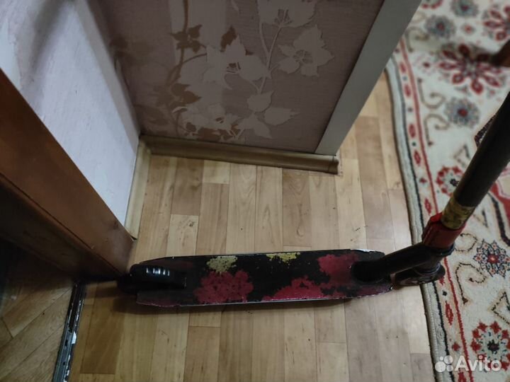 Трюковой самокат