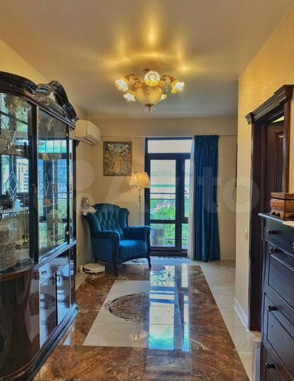 Дом 186 м² на участке 3 сот.