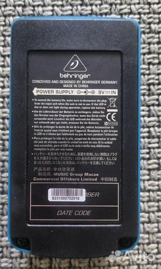 Гитарная педаль Behringer TM300 Tube Amp Modeler