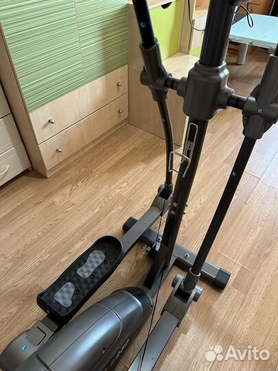 Эллиптический тренажер cardiopower Е250