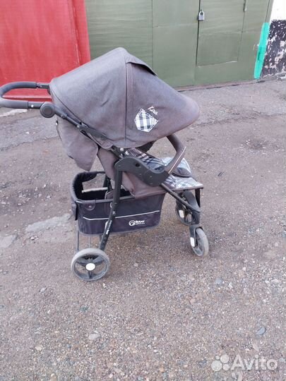 Прогулочная коляска бу