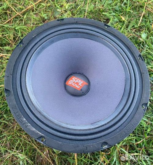 Комплект акустических динамиков с усилителем