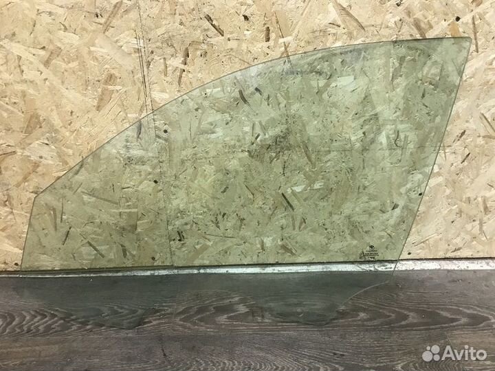 Стекло двери передней левой BMW 3 серия E90/91