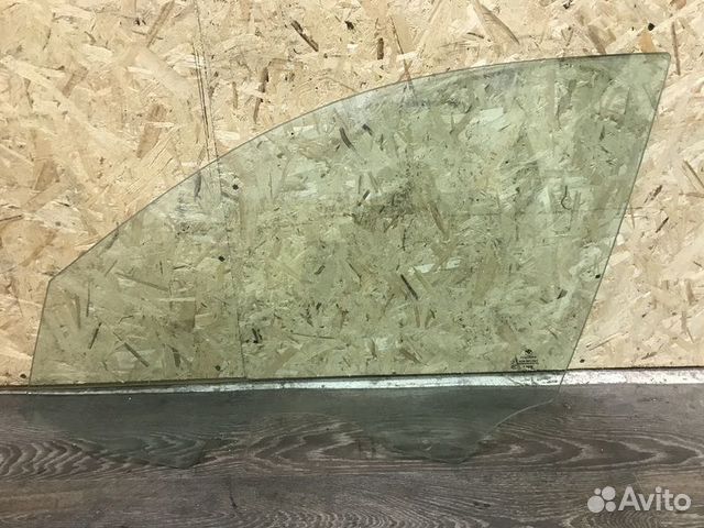 Стекло двери передней левой BMW 3 серия E90/91