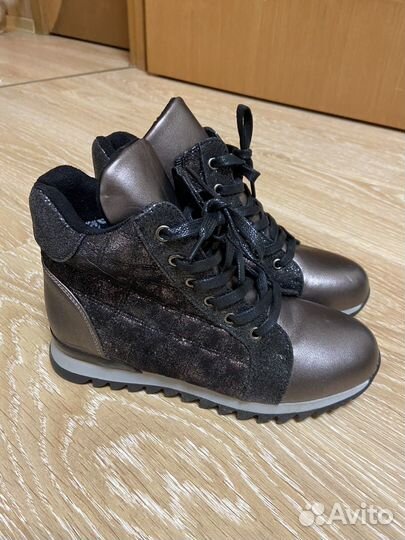 Ботинки демисезонные для девочки 34