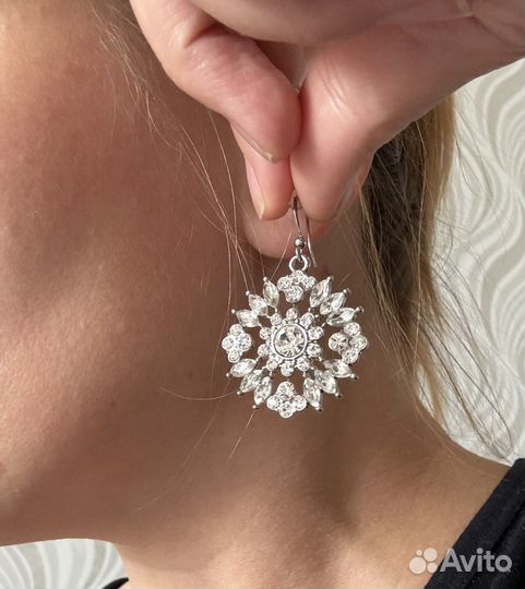 Серьги бижутерия сверкающие