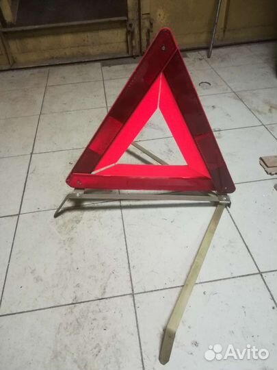 Знак аварийной остановки