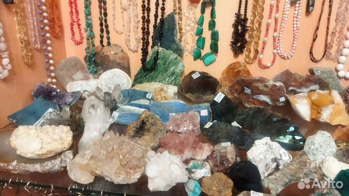 Камни и минералы коллекционные, услуги распиловки