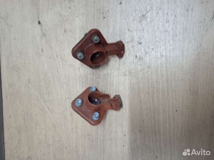 Бегунок зажигания (трамблёра) BMW 7 E32 бмв 7 е32