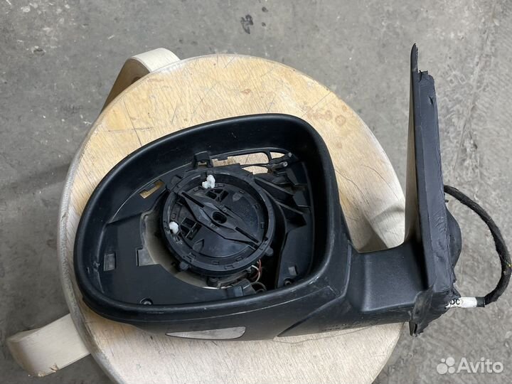 Зеркало левое Vw Tiguan 1