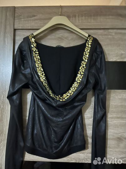 Одежда женская