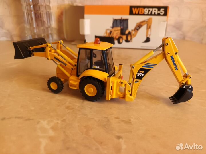 Модель экскаватор погрузчика Komatsu wb 93r 1:50