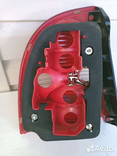 Фонарь задний, правый Фольксваген -Пассат В 5 +