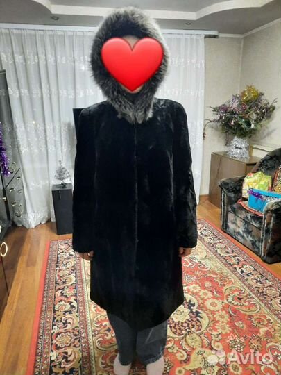 Шуба мутоновая с капюшоном