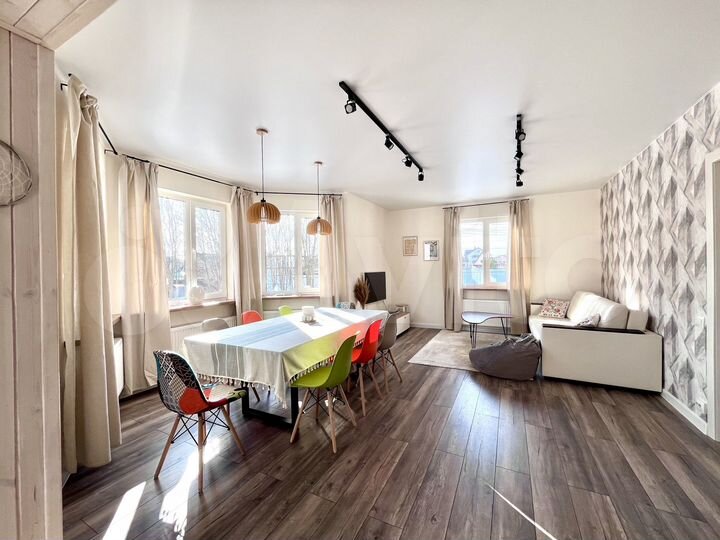 Дом 163 м² на участке 15 сот.