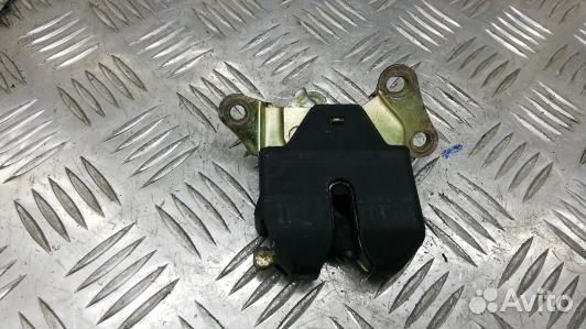 Замок 3-5 двери toyota avensis T22 (GNI06GH01)