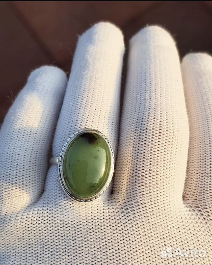 Кольцо с натуральным камнем