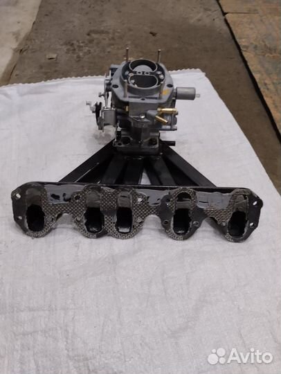 Впускной коллектор с карбюратор ауди 90