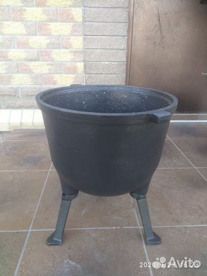 Польский чугунный казан эмалированный с ножками, 1