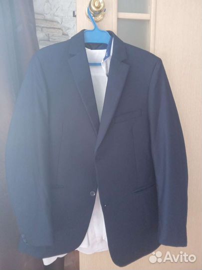 Костюм школьный