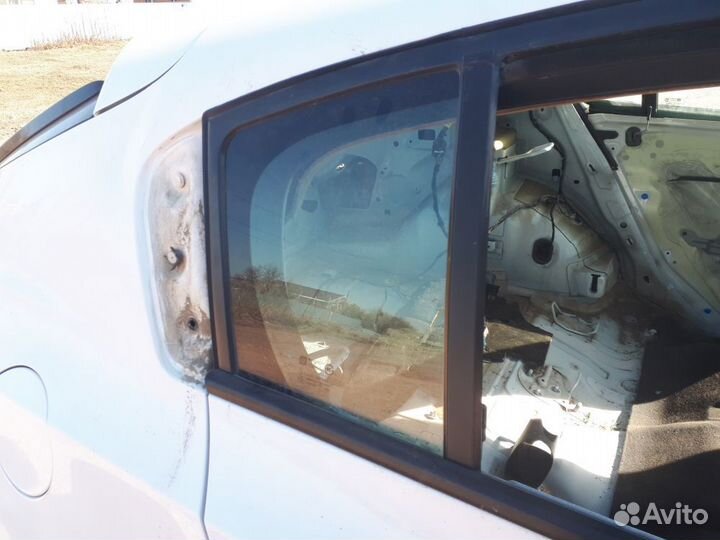 Форточка двери RR Chevrolet Cruze I Хэтчбек