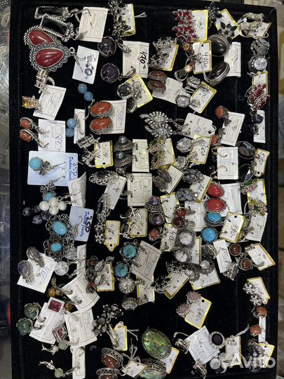 Серьги из натуральных камней