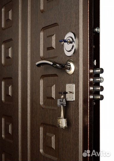 Входные металлические двери новые
