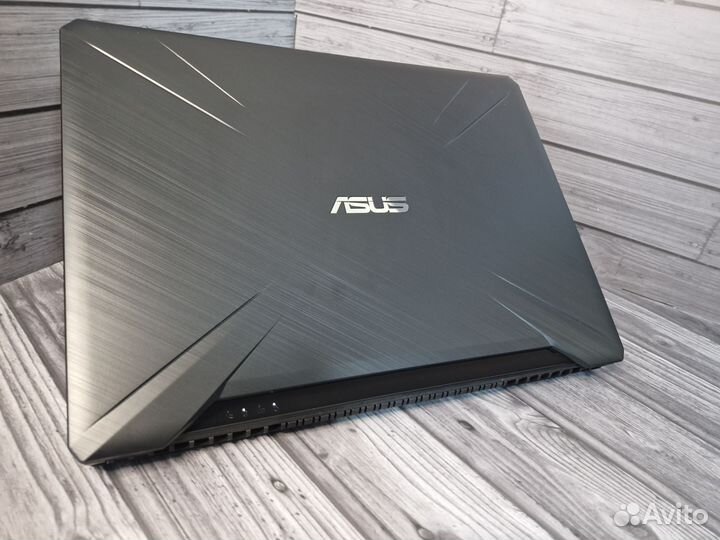 Asus TUF Gaming FX86 I5 8300 / GTX1050TI / 16гб