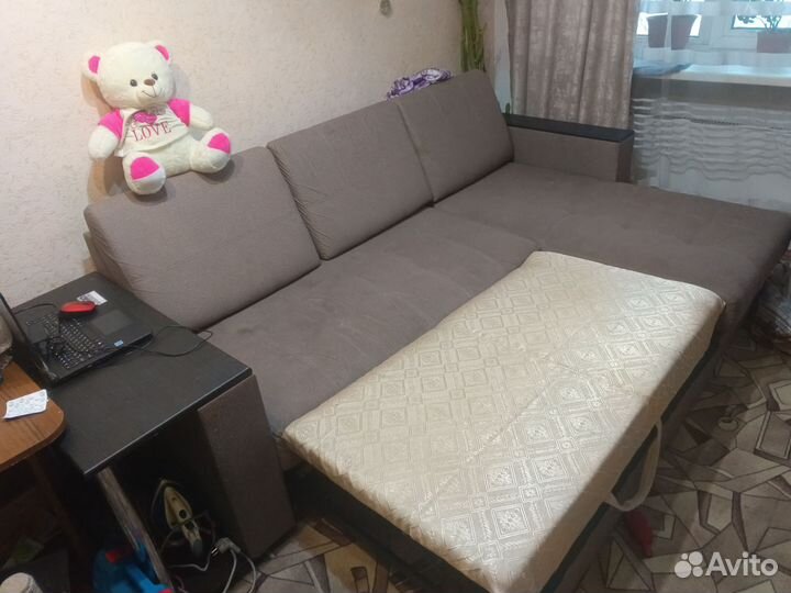 Угловой диван бу