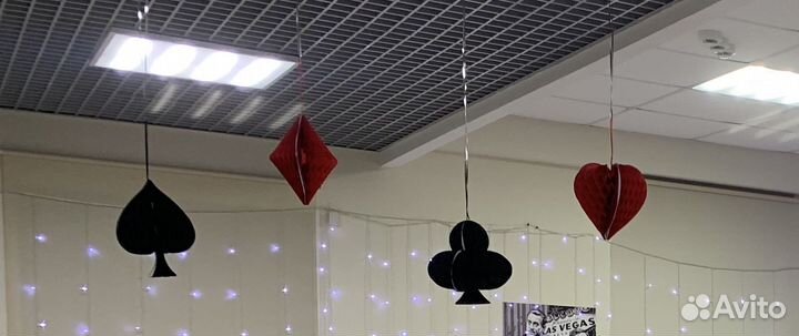 Реквизит в стиле казино