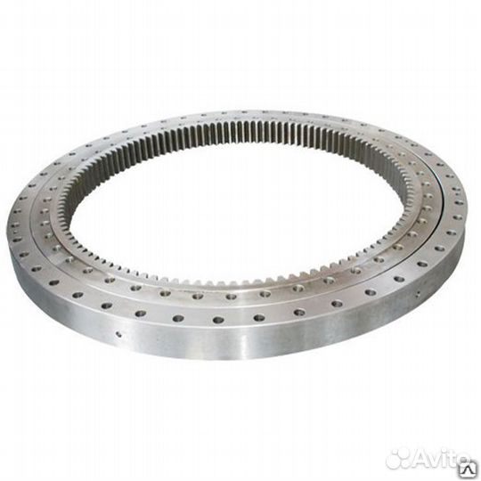 Поворотный круг экскаватора Дусан DX 420