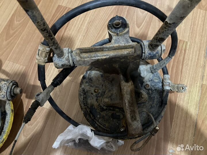 Кулаки в сборе