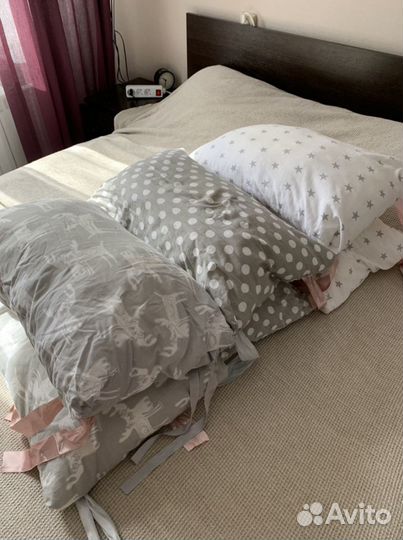 Бортики в детскую кроватку