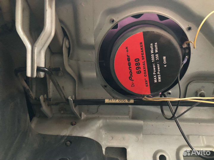 Автомобильные калонки блины